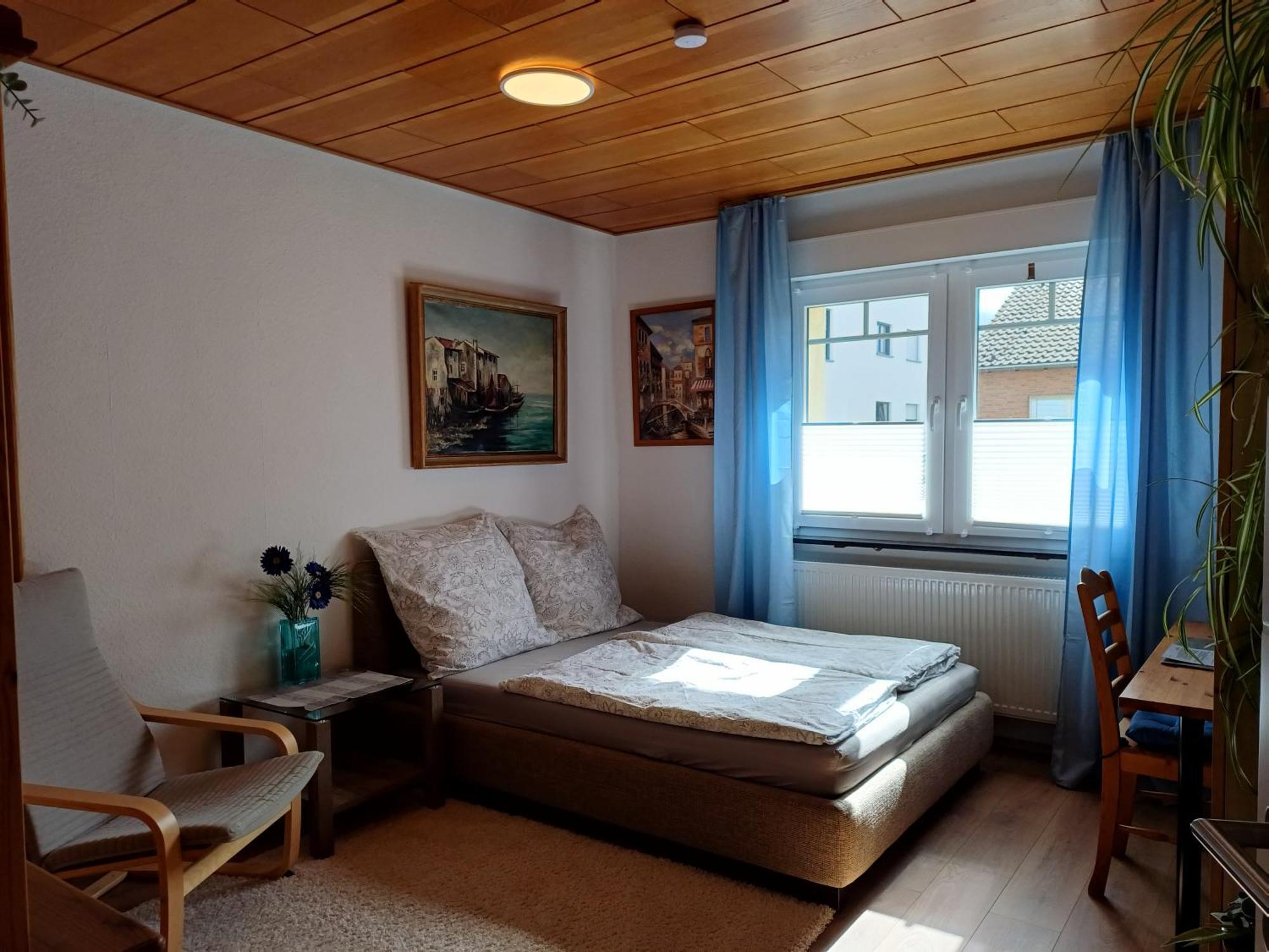 Haus Am Roesberg * Bornheim (Rheinland)